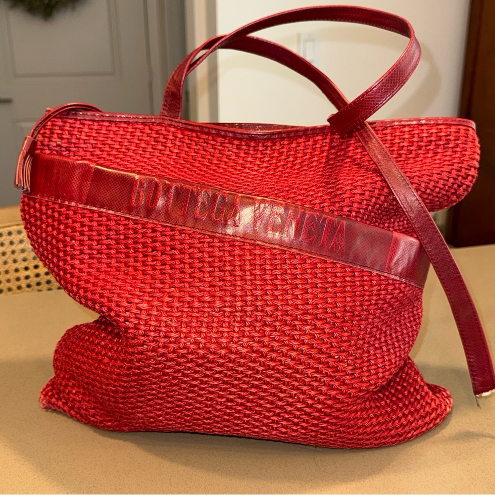 Bottega Veneta **FLAW** Vintage Rare Red Woven Tote